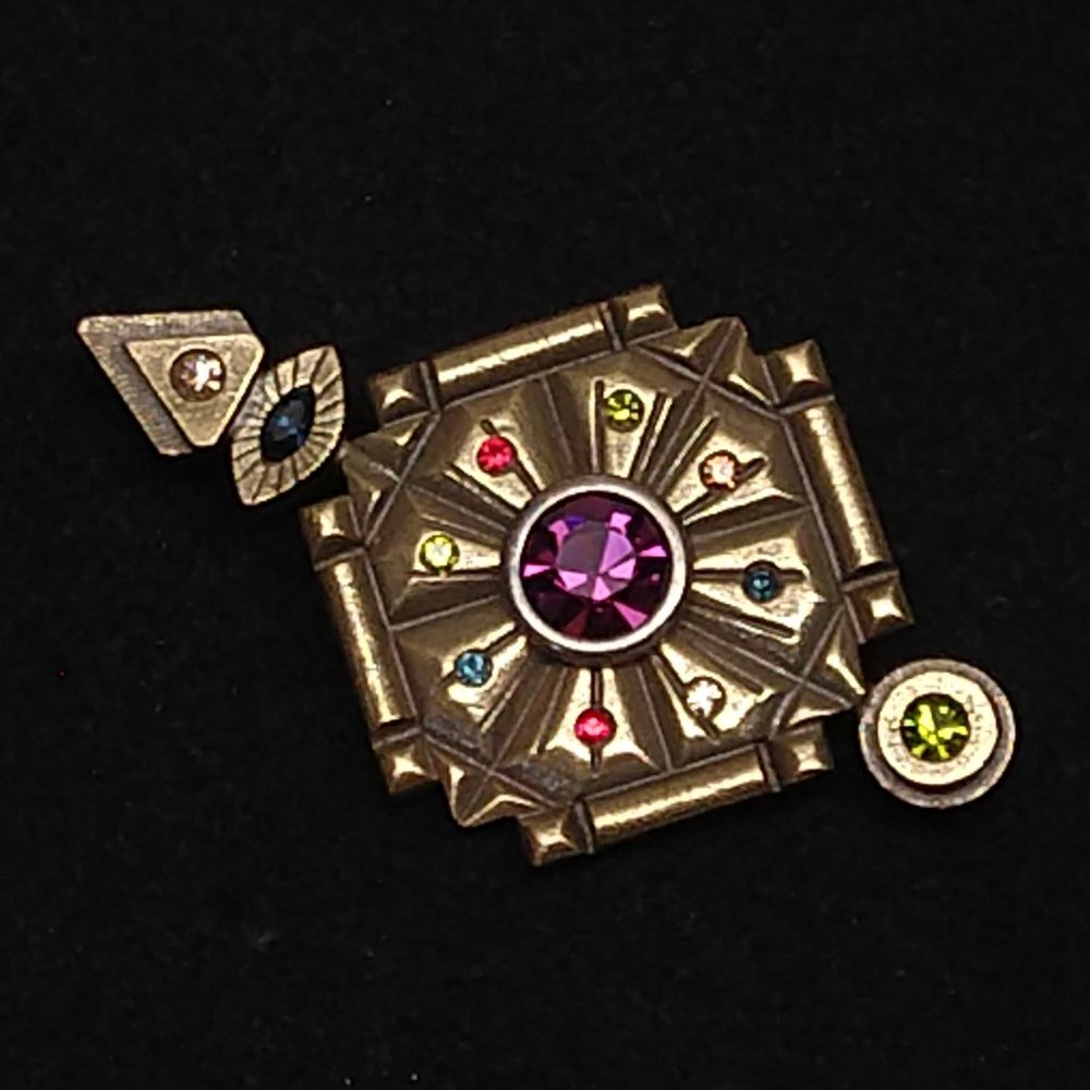 Vintage Patricia Locke Gold Tone Brooch/Pin